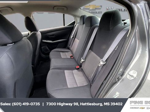 Used 2024 Nissan Sentra SV FWD image 19