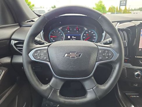 Used 2023 Chevrolet Traverse RS FWD image 21