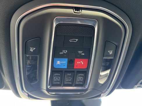 New 2026 Jeep Grand Cherokee Limited image 23