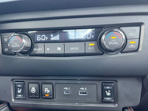 New 2026 Nissan Frontier PRO-4X w/ Pro-4x Convenience Package image 4