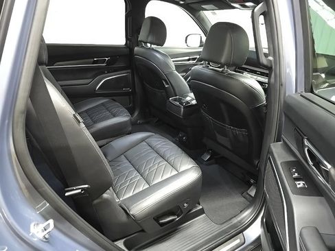 Used 2023 Kia Telluride SX Prestige X-Line AWD/4WD image 18