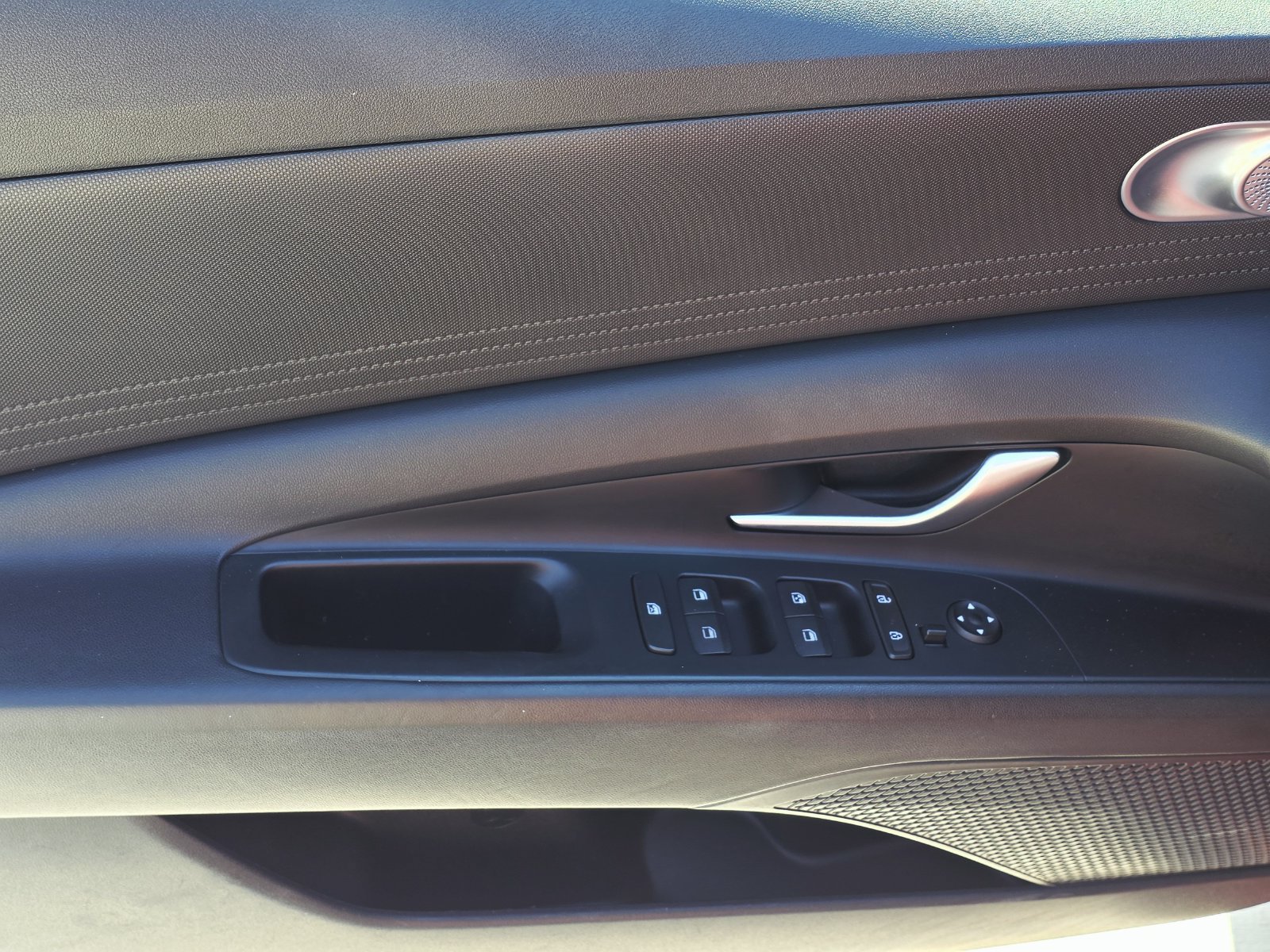 Used 2022 Hyundai Elantra SEL FWD image 16