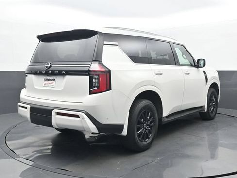 Used 2025 Nissan Armada SV AWD/4WD image 6