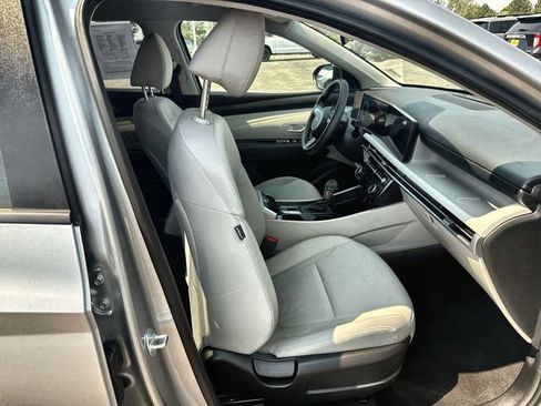 Used 2025 Hyundai Tucson SEL AWD/4WD image 23