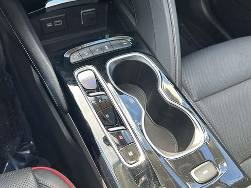 Used 2023 Buick Envision Essence w/ Sport Touring Package image 32