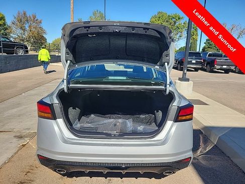 New 2025 Nissan Altima 2.5 SR w/ SR Premium Package FWD image 13