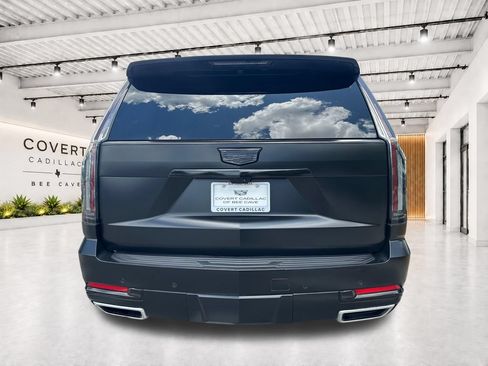 Used 2025 Cadillac Escalade Premium Luxury Platinum w/ LPO, Floor Liner Package AWD/4WD image 10
