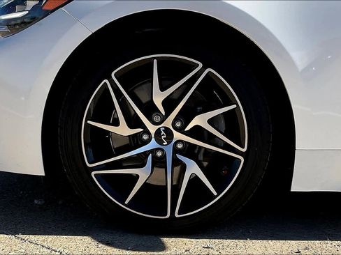 Certified 2023 Kia Stinger GT-Line image 8