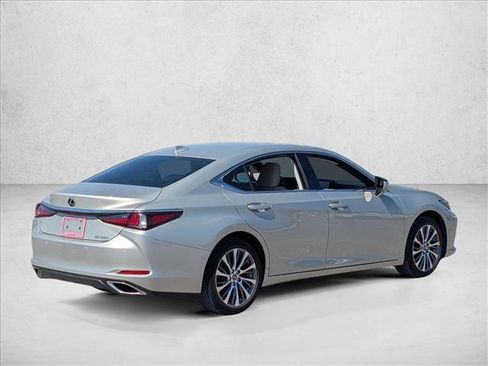 Used 2019 Lexus ES 350 w/ Premium Package image 5