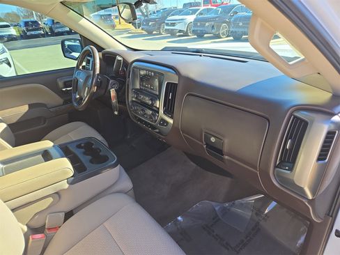 Used 2018 Chevrolet Silverado 1500 LT w/ All Star Edition image 16