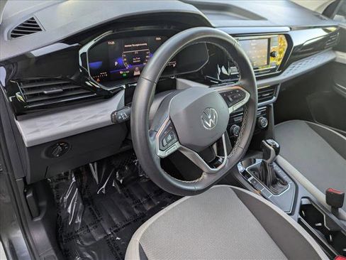Used 2024 Volkswagen Taos S image 10