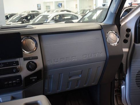 Used 2012 Ford F450 XLT w/ XLT Premium Pkg AWD/4WD image 22