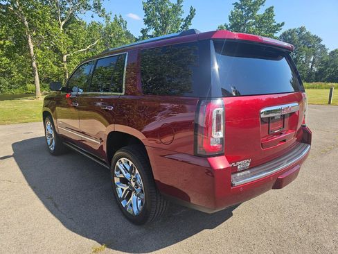 Used 2017 GMC Yukon Denali w/ Open Road Package AWD/4WD image 7