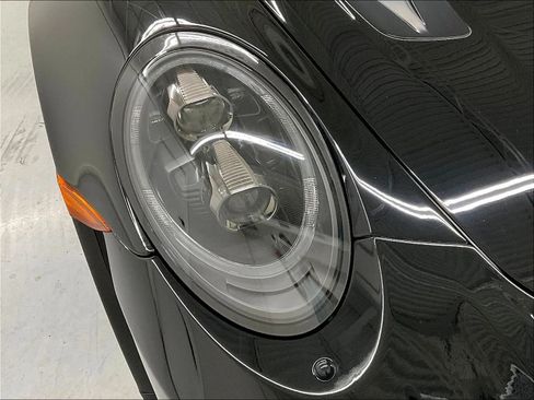 Used 2019 Porsche 911 GT3 RS RWD image 32