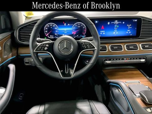 Used 2026 Mercedes-Benz GLS 450 GLS 450 image 5
