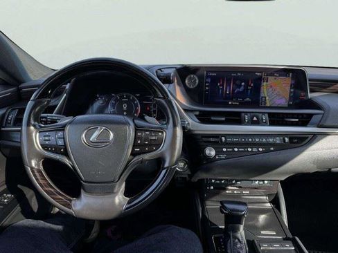 Used 2021 Lexus ES 250 w/ Premium Package AWD/4WD image 28