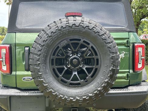 Used 2023 Ford Bronco Badlands AWD/4WD image 10