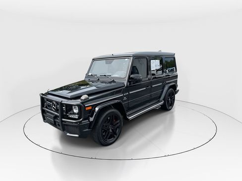 Used 2015 Mercedes-Benz G 63 AMG 4MATIC image 4
