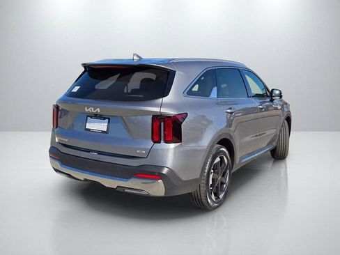 New 2026 Kia Sorento EX AWD/4WD image 4