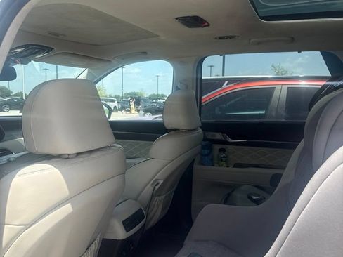 Used 2020 Hyundai Palisade Limited FWD image 6