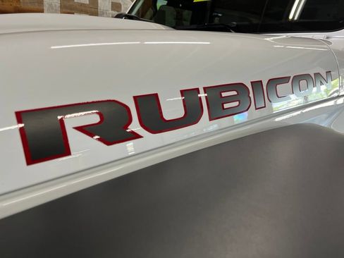 Used 2026 Jeep Wrangler Unlimited Rubicon AWD/4WD image 12