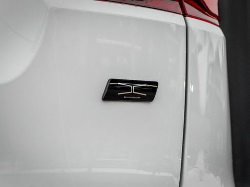 New 2026 Jaguar F-PACE R-Dynamic S image 9