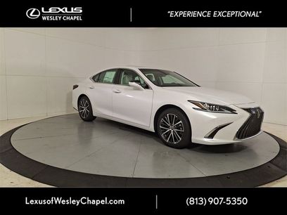 New 2025 Lexus ES 350 w/ Premium Package