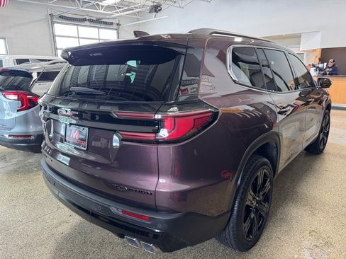 Used 2024 GMC Acadia Elevation w/ Black Edition image 4