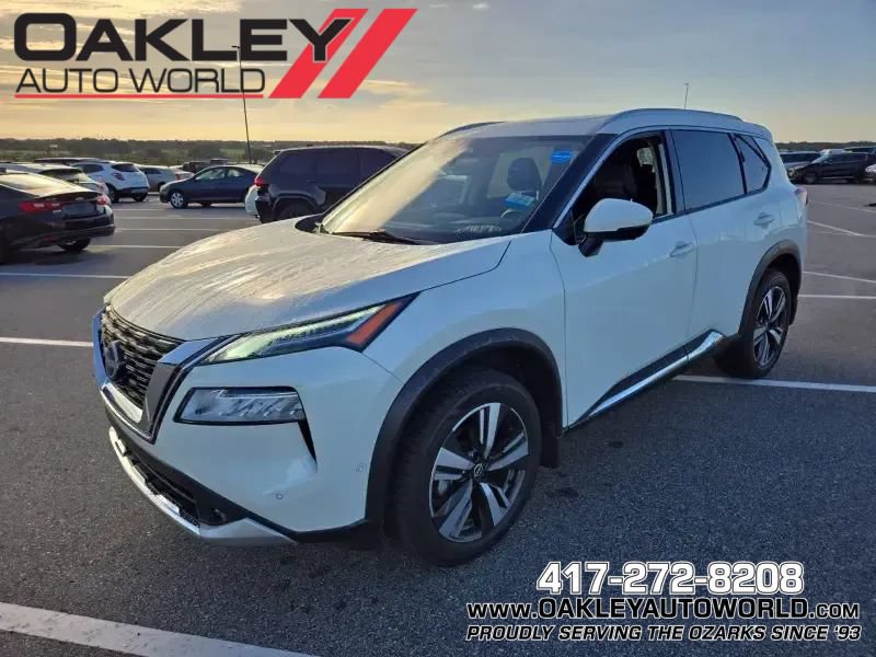 Used 2022 Nissan Rogue Platinum w/ Head-Up Display Package FWD image 1