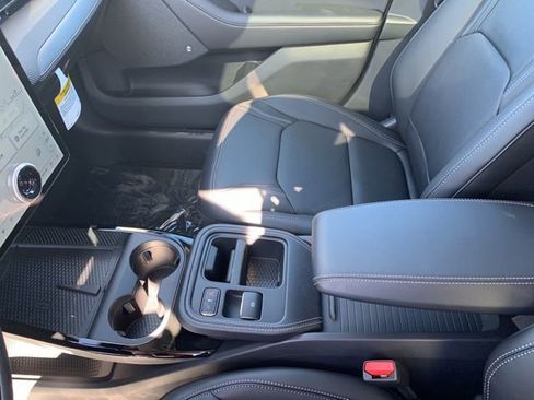 New 2026 Ford Mustang Mach-E Premium image 36