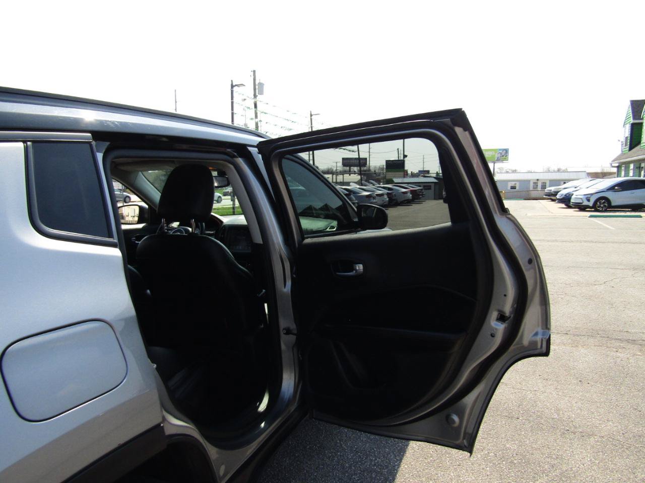 Used 2020 Jeep Compass Trailhawk AWD/4WD image 21