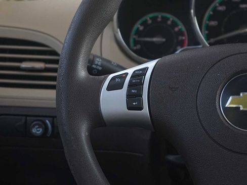 Used 2010 Chevrolet Malibu LS FWD image 17