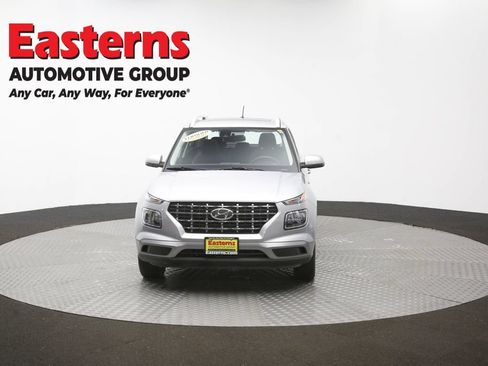 Used 2024 Hyundai Venue SEL FWD image 52