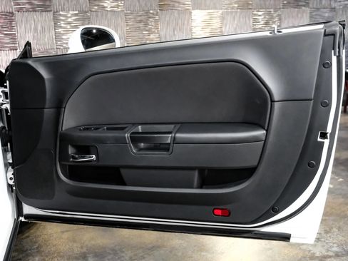 Used 2013 Dodge Challenger SRT8 Core image 33