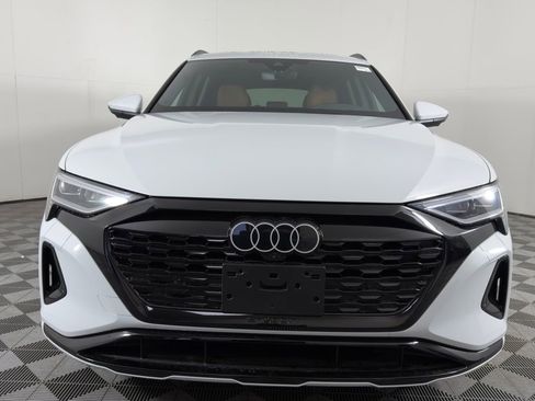 Certified 2024 Audi Q8 e-tron Premium Plus AWD/4WD image 2