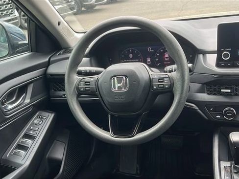 Used 2023 Honda Accord EX image 22