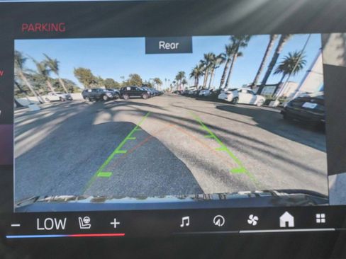 Used 2023 BMW 760i xDrive w/ Luxury Rear Seating Package image 24