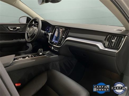 Used 2025 Volvo S60 B5 Core image 23