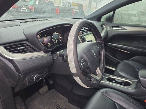 Used 2017 Lincoln MKC Premiere AWD/4WD image 22