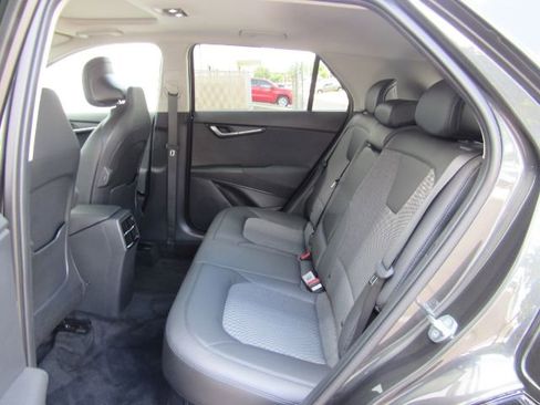 Used 2023 Kia Niro EX Touring image 20