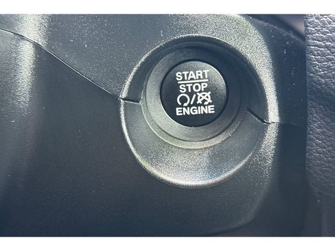 Used 2021 Jeep Compass Latitude image 26