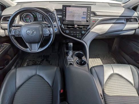 Used 2021 Toyota Camry SE w/ Audio Upgrade Package FWD image 17