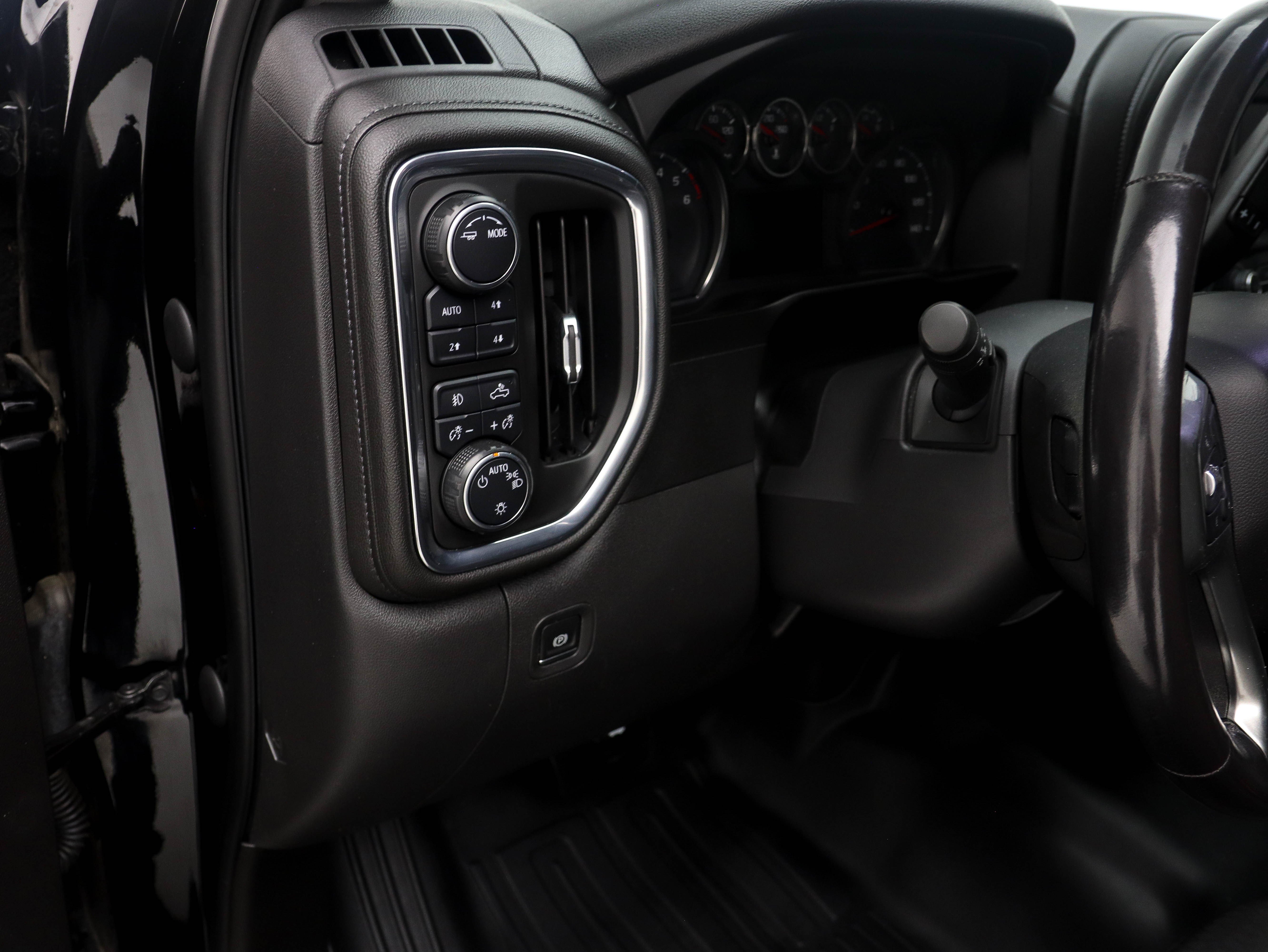 Used 2021 Chevrolet Silverado 1500 RST AWD/4WD image 19