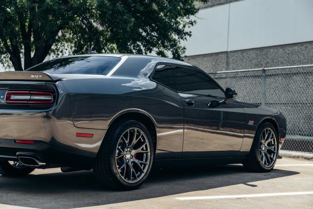Used 2015 Dodge Challenger SRT w/ Technology Group RWD image 63