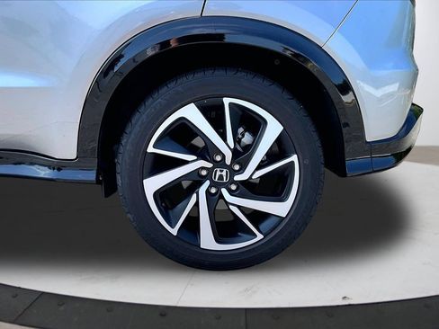 Used 2019 Honda HR-V Sport image 32