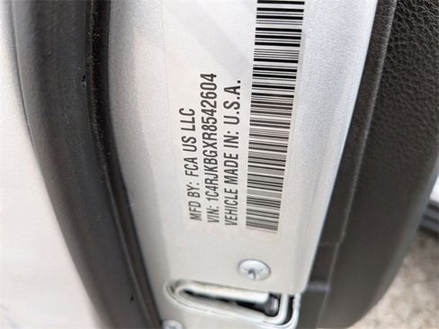 Certified 2024 Jeep Grand Cherokee L Limited w/ Luxury Tech Group II image 34