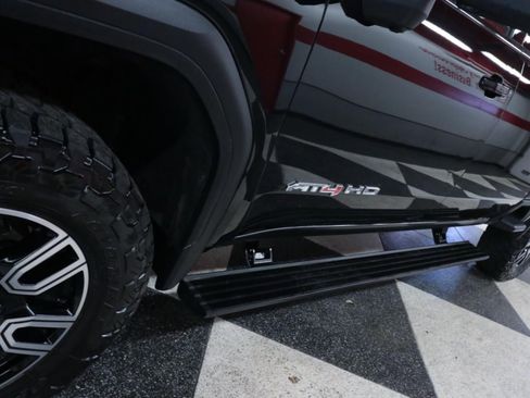 Used 2022 GMC Sierra 2500 AT4 w/ AT4 Preferred Package image 37