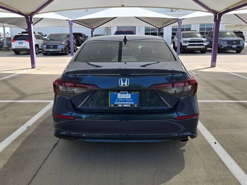 Used 2026 Honda Civic Sport image 4