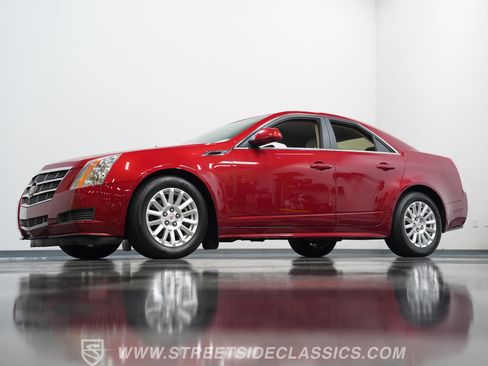 Used 2011 Cadillac CTS Sedan RWD image 21