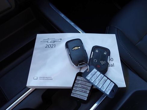 Used 2021 Chevrolet Silverado 1500 RST w/ Convenience Package II image 57